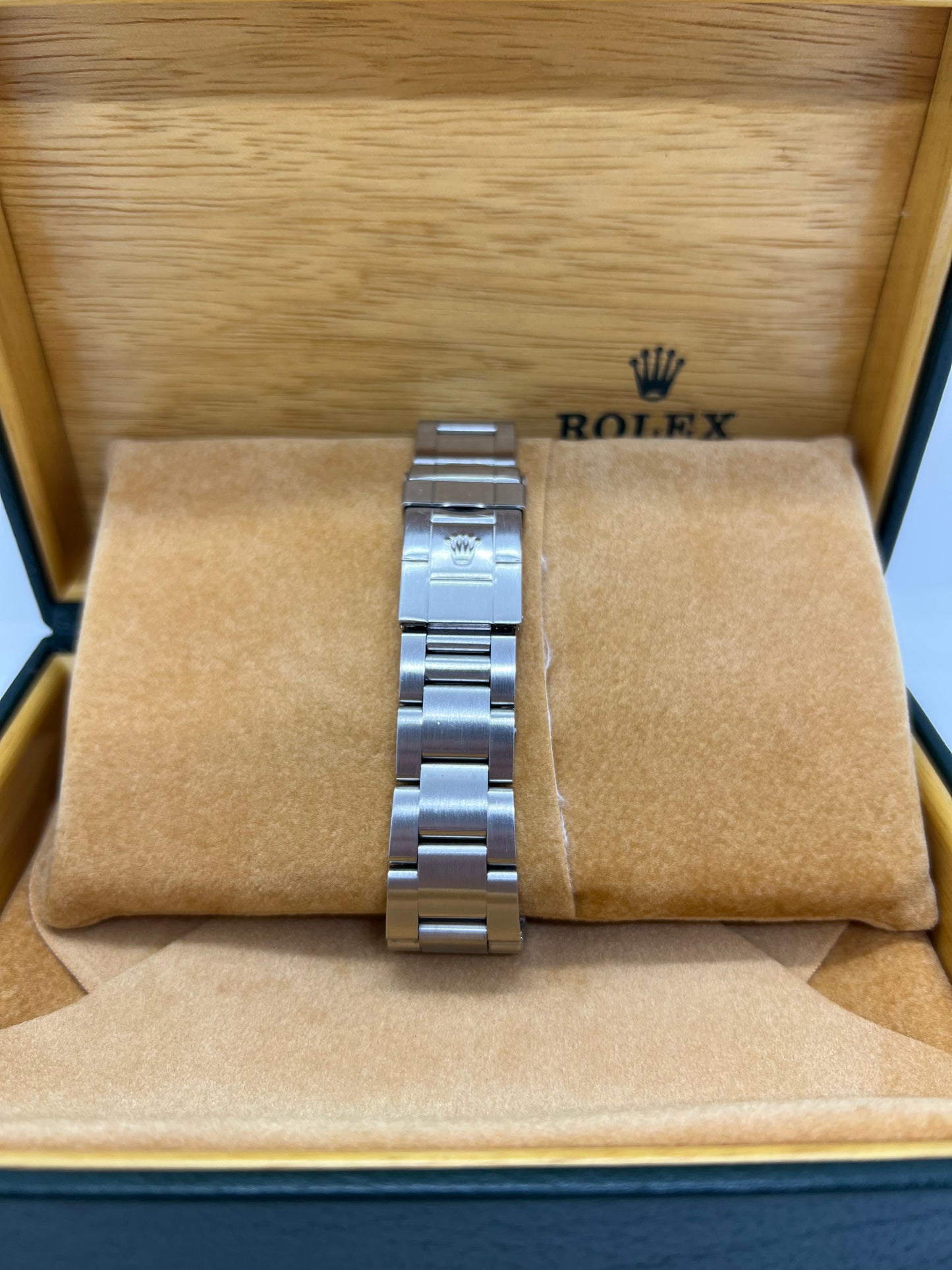 Rolex Explorer I 114270