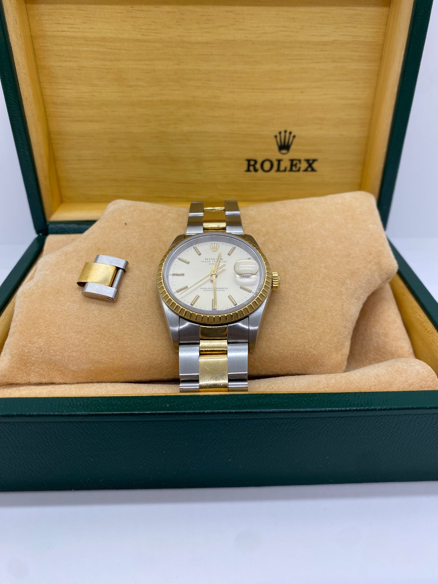 Rolex Oyster Date 15223
