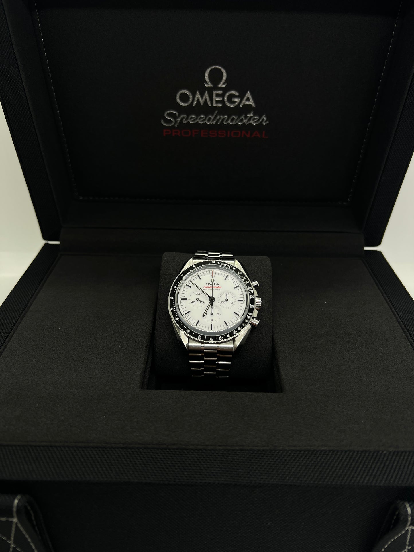 Omega Speedmaster 31030425004001