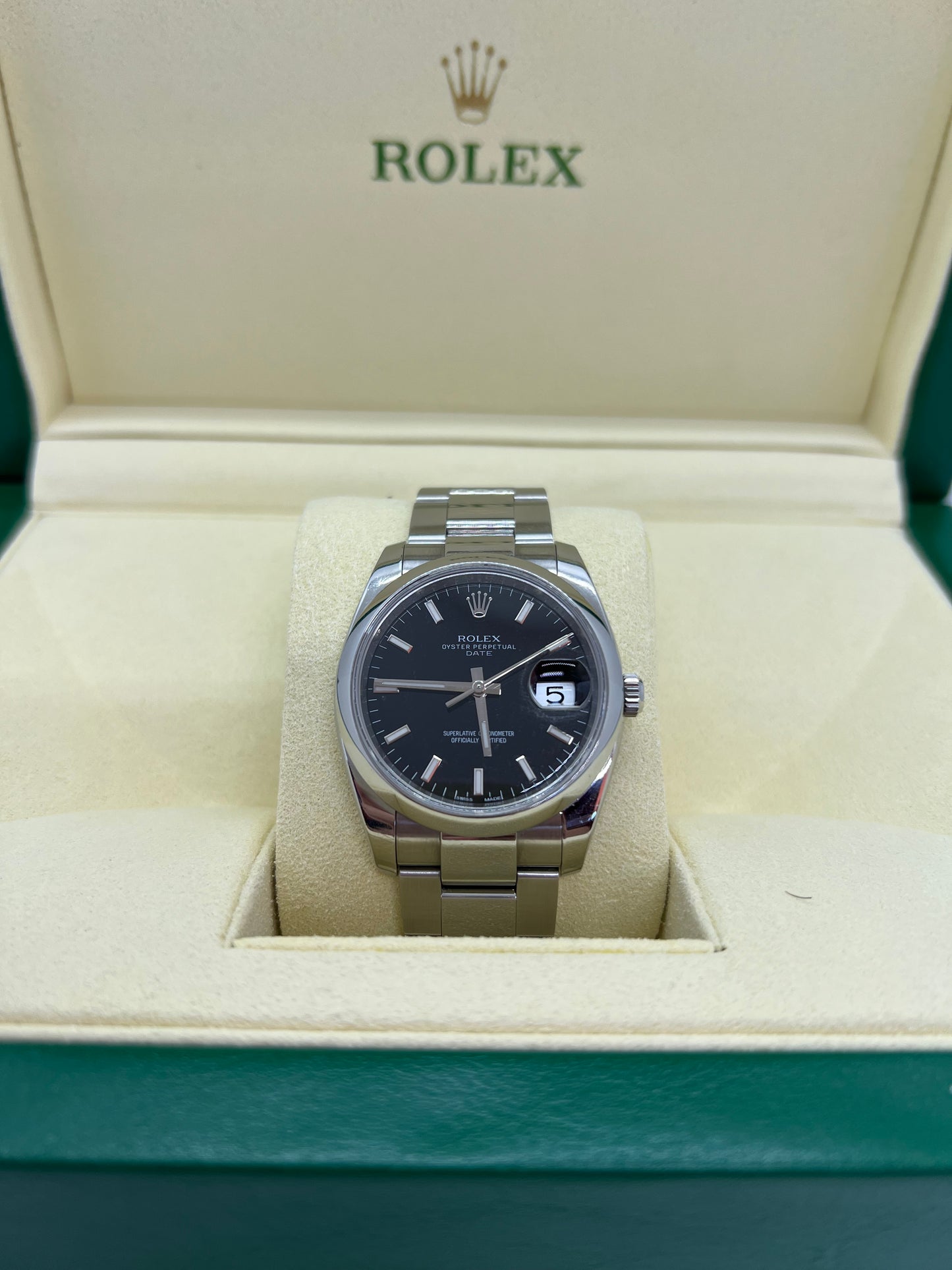 Rolex Oyster Perpetual Date 115200