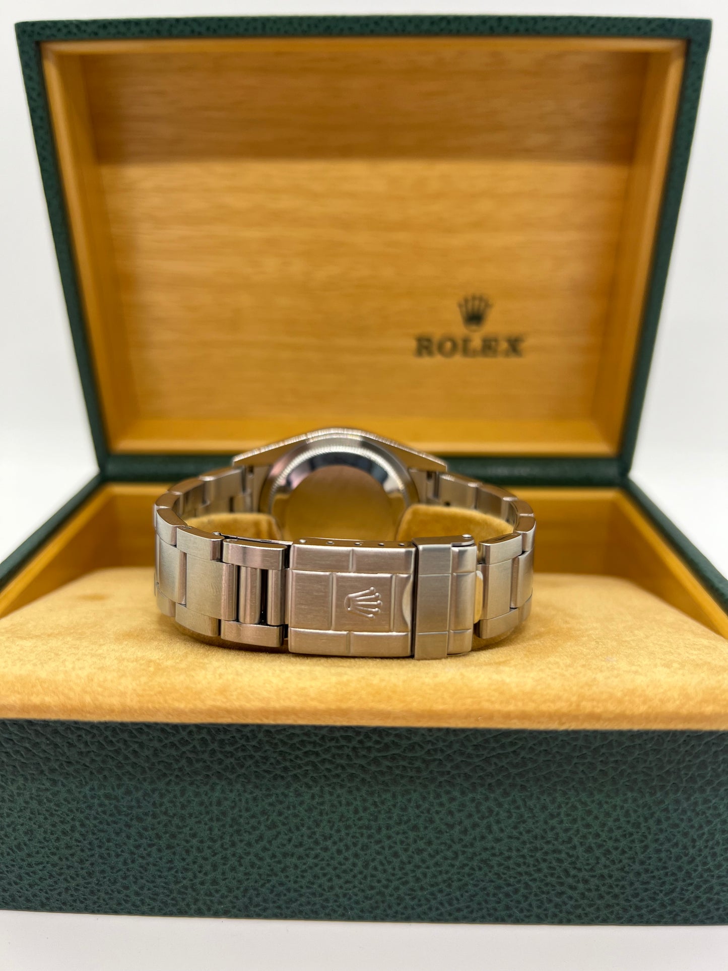 Rolex Explorer I 114270