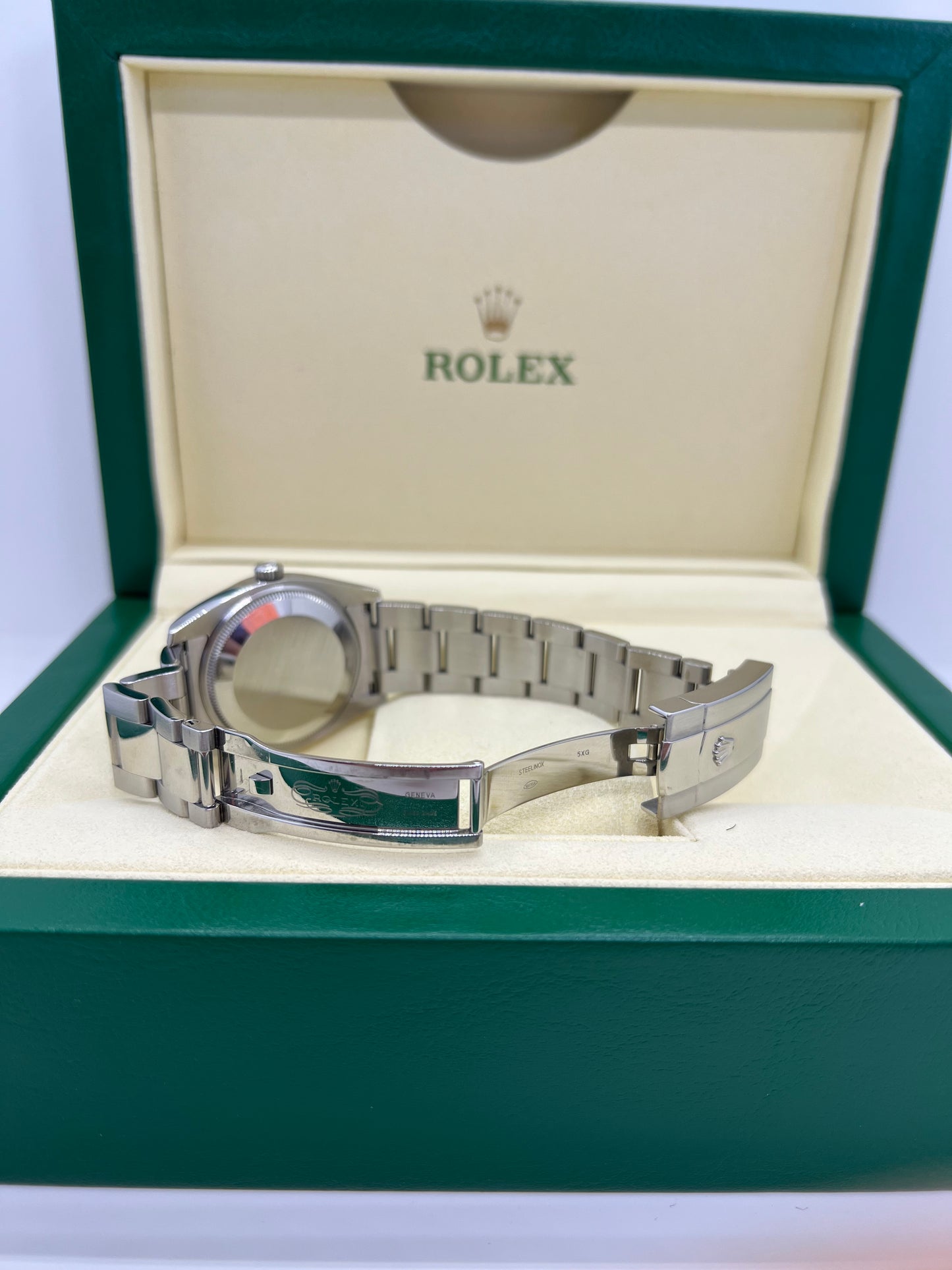 Rolex Oyster Perpetual Date 115200