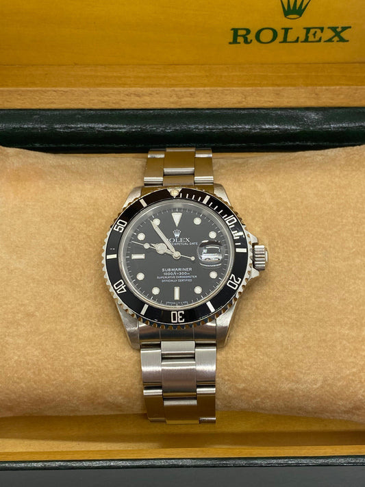 Rolex Submariner Date 16610