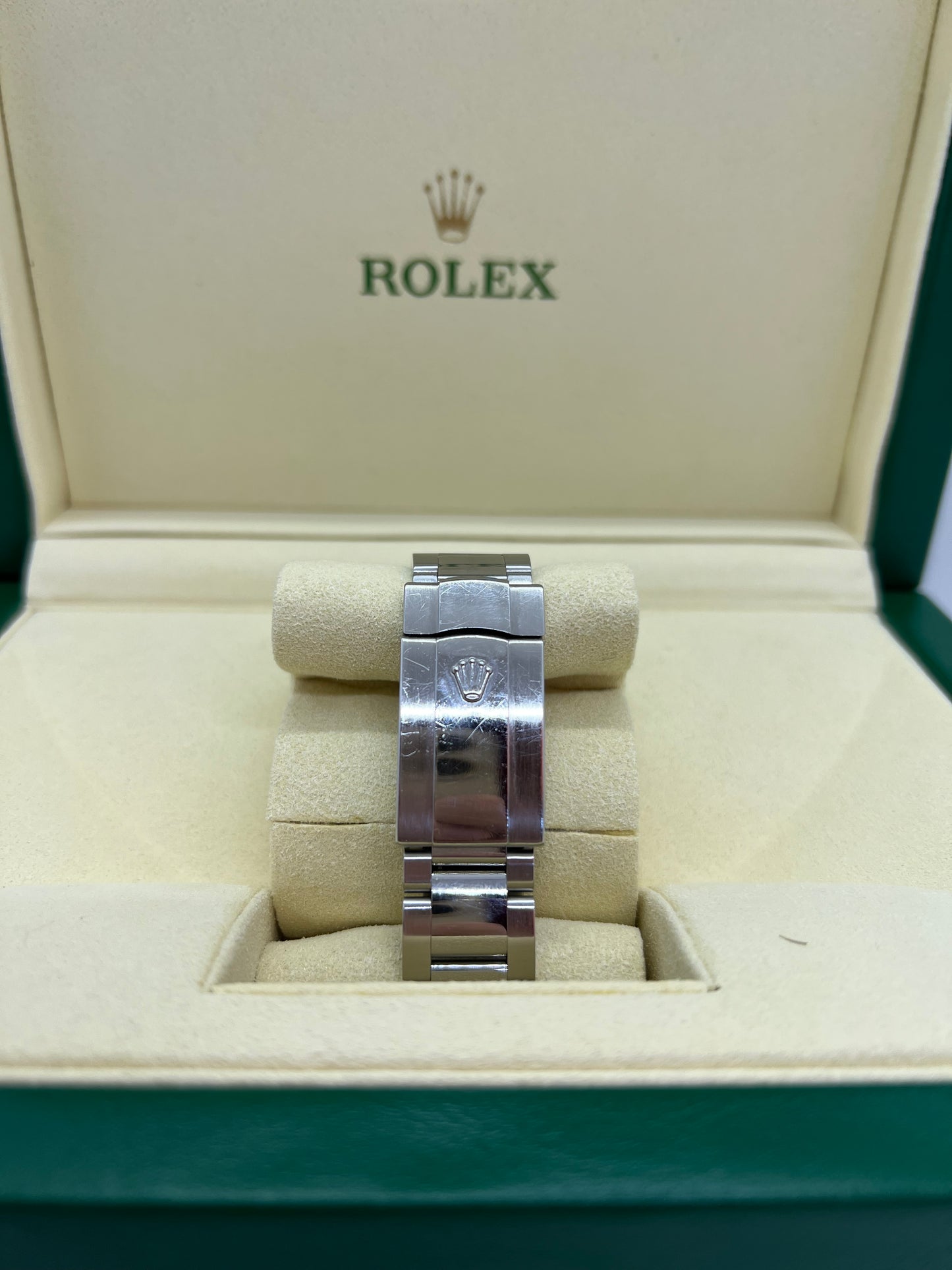 Rolex Oyster Perpetual Date 115200