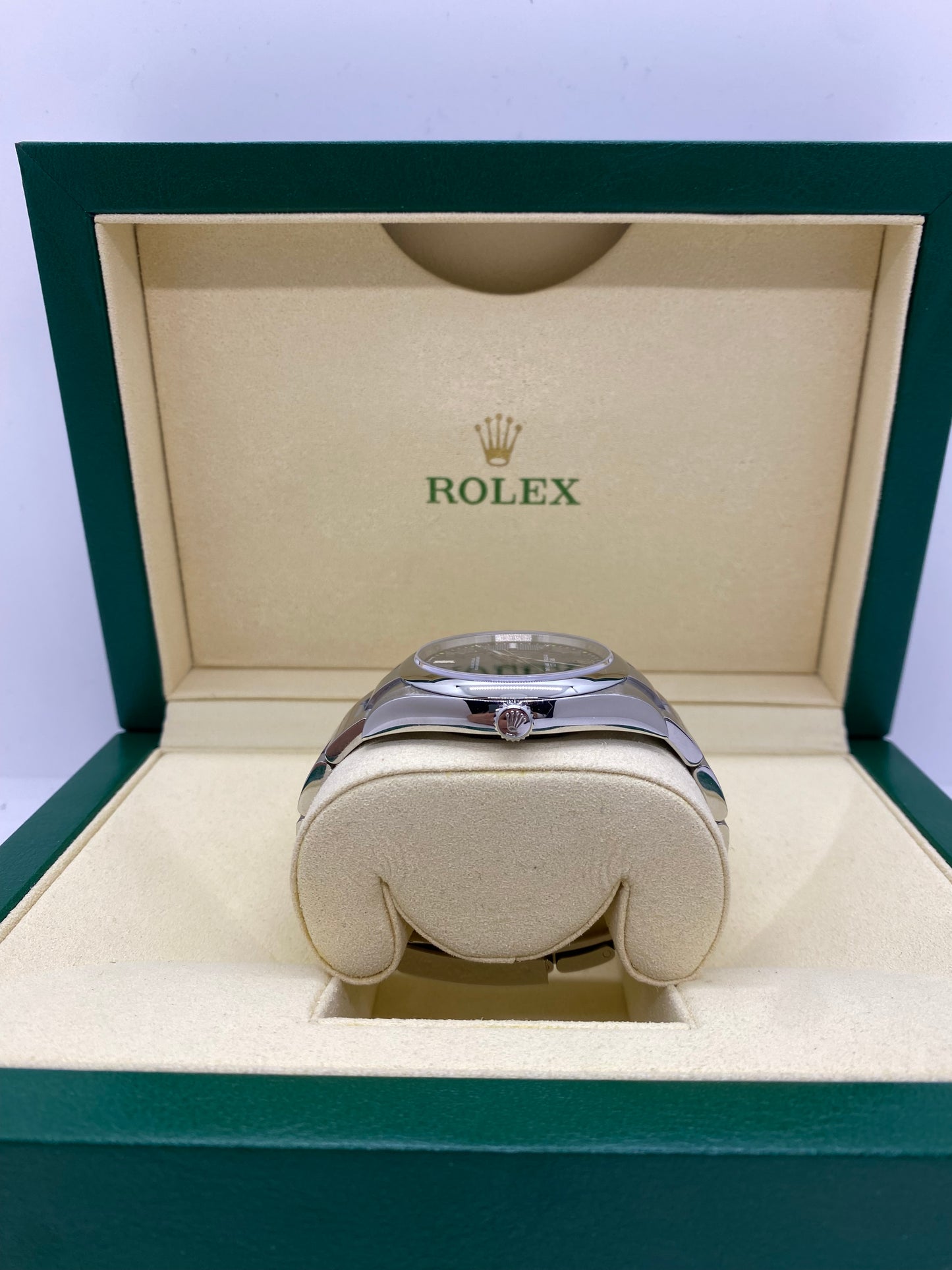 Rolex Oyster Perpetual 114300