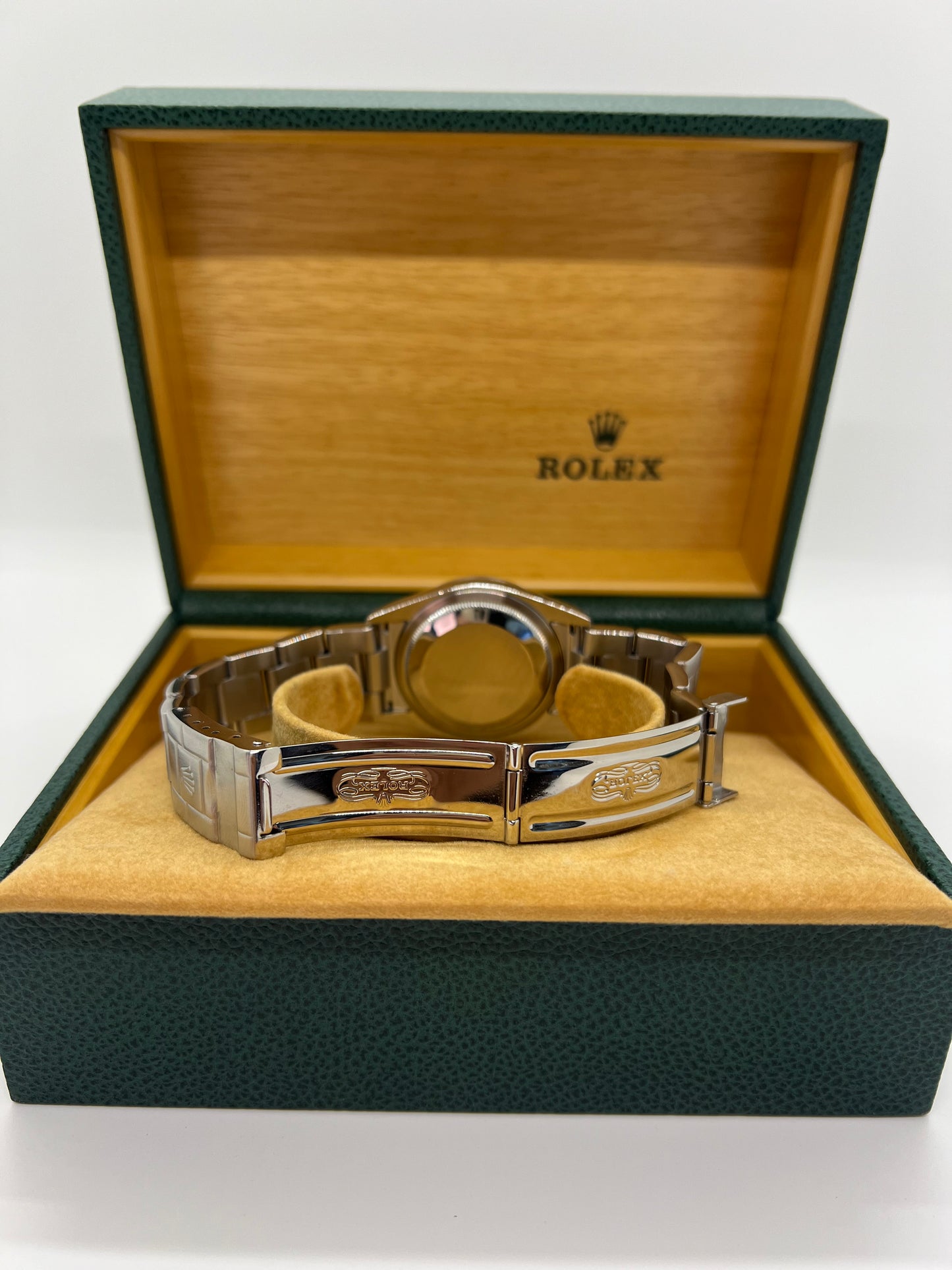 Rolex Explorer I 114270