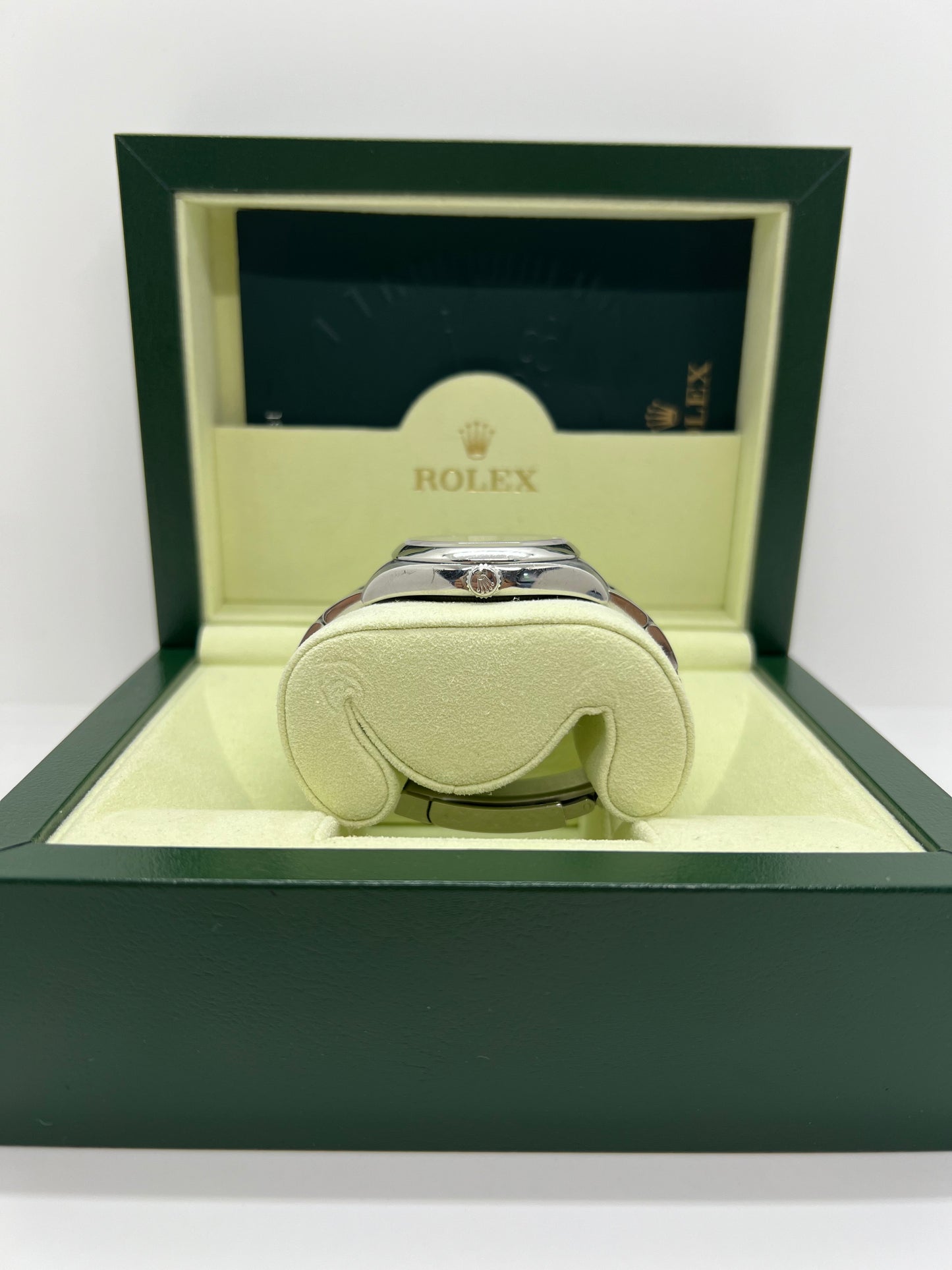 Rolex Oyster Perpetual 116000