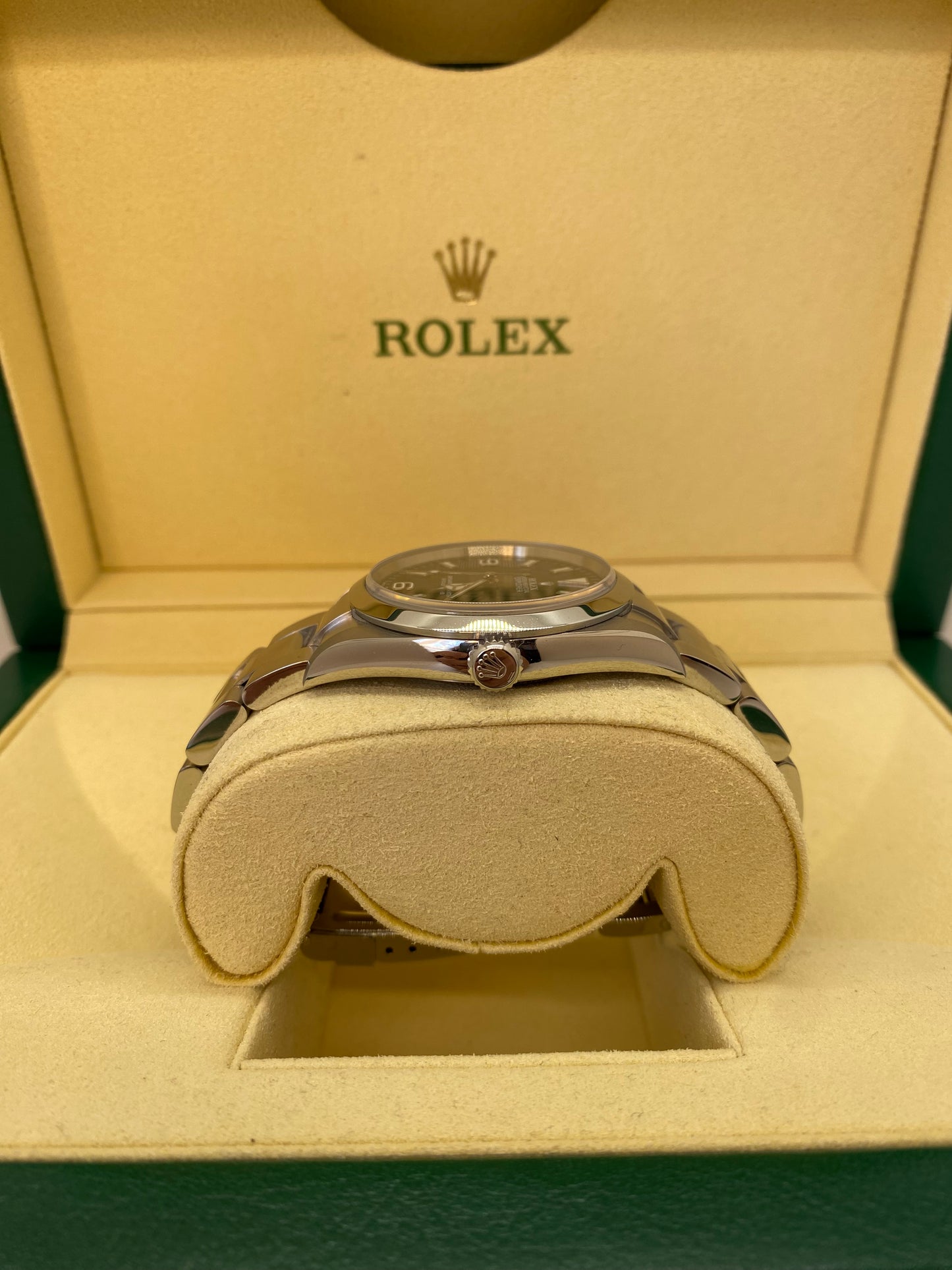 Rolex Explorer I 114270