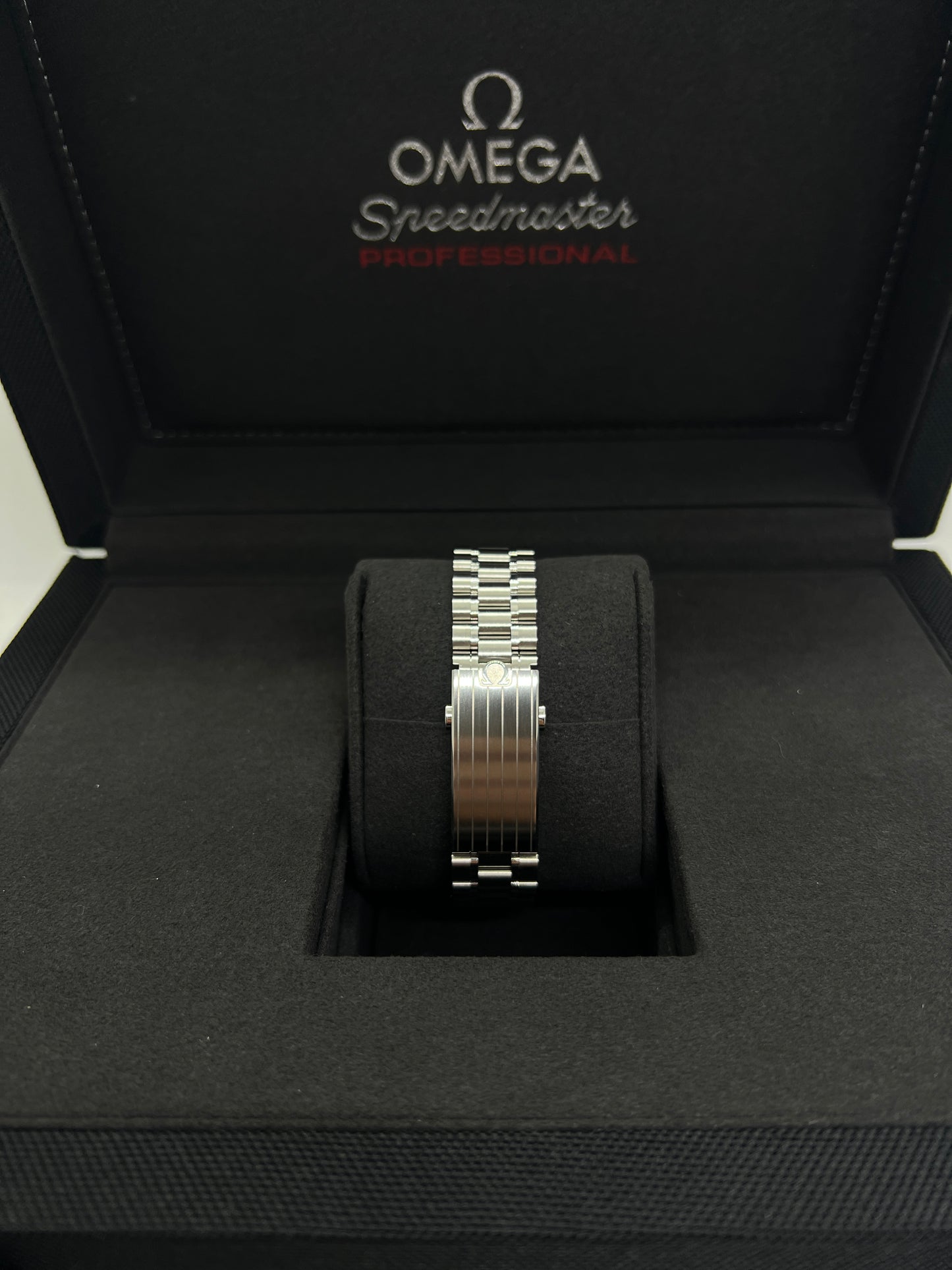 Omega Speedmaster 31030425004001