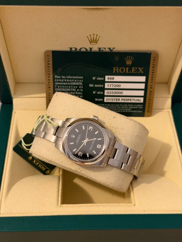 Rolex Oyster Perpetual 117200